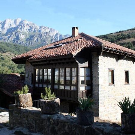 Albergue Turistico Valdebaro กามาเลโญ ภายนอก รูปภาพ