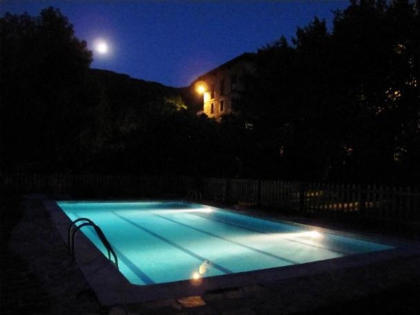 Albergue Turistico Valdebaro กามาเลโญ ภายนอก รูปภาพ