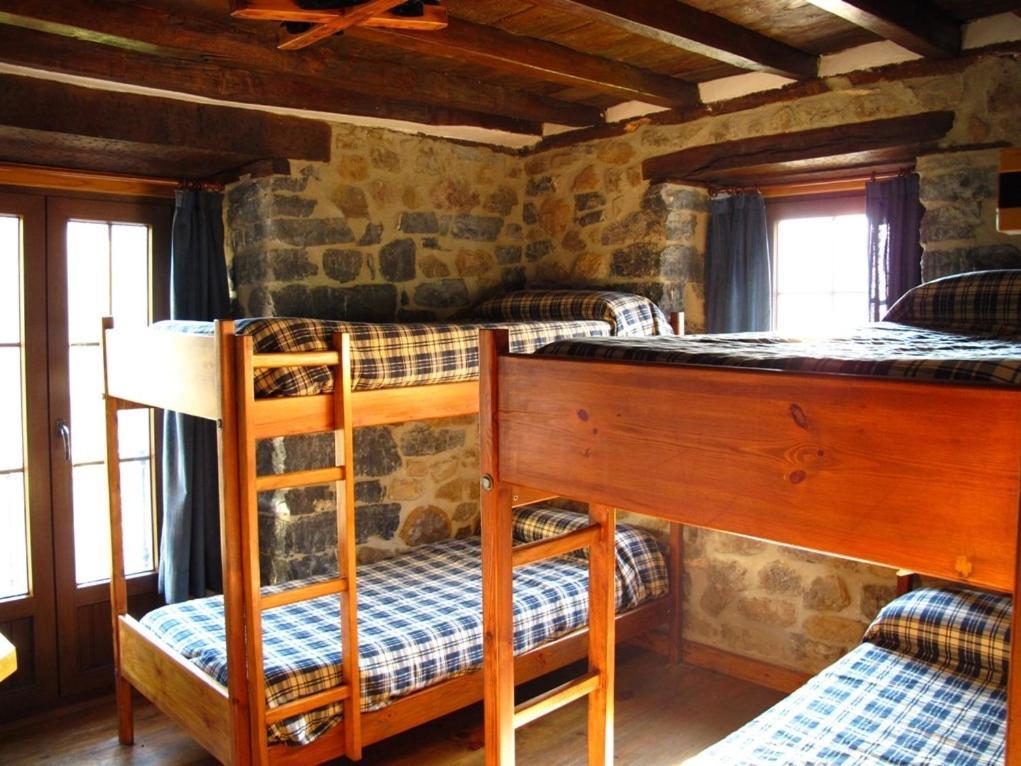 Albergue Turistico Valdebaro กามาเลโญ ห้อง รูปภาพ