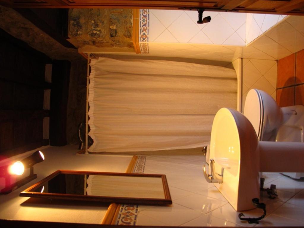 Albergue Turistico Valdebaro กามาเลโญ ห้อง รูปภาพ